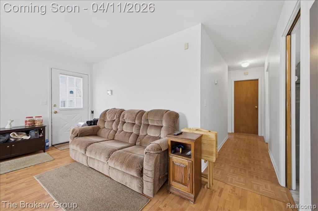 90 N Josephine Avenue, Waterford, MI 48328 — Photo 12