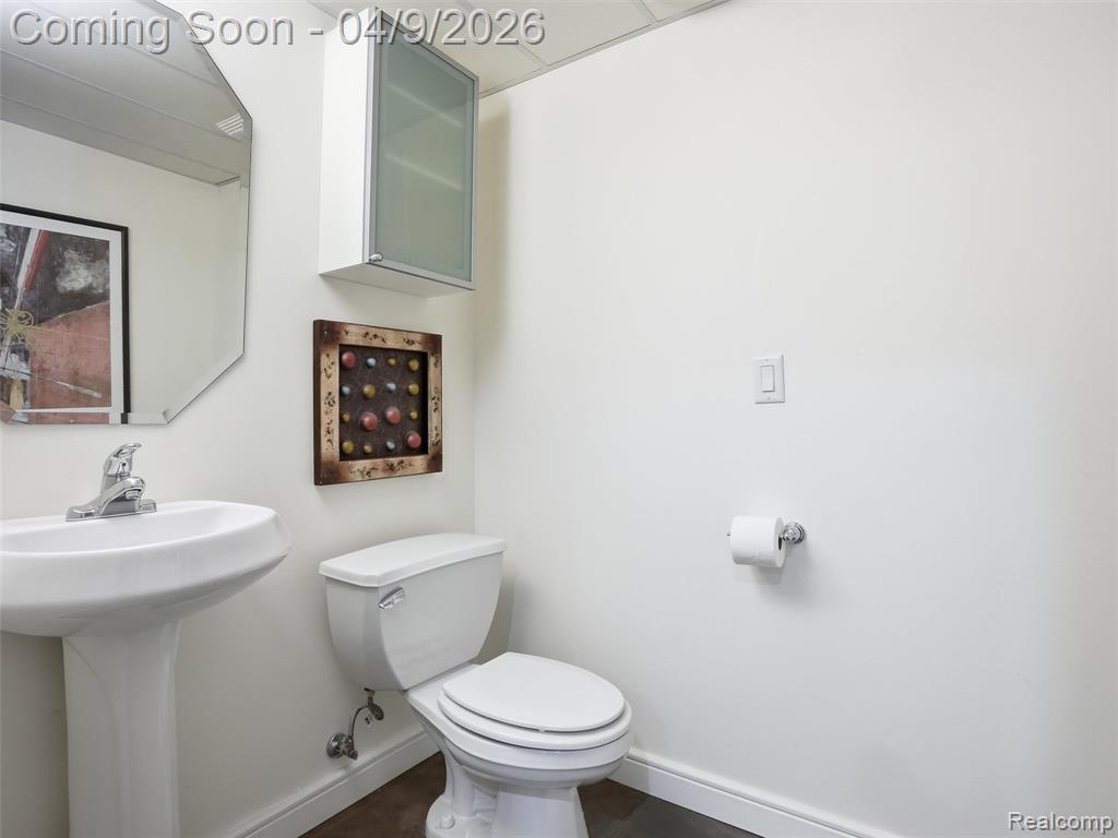 7845 Sleepy Hollow Drive, Northville, MI 48168 — Photo 38