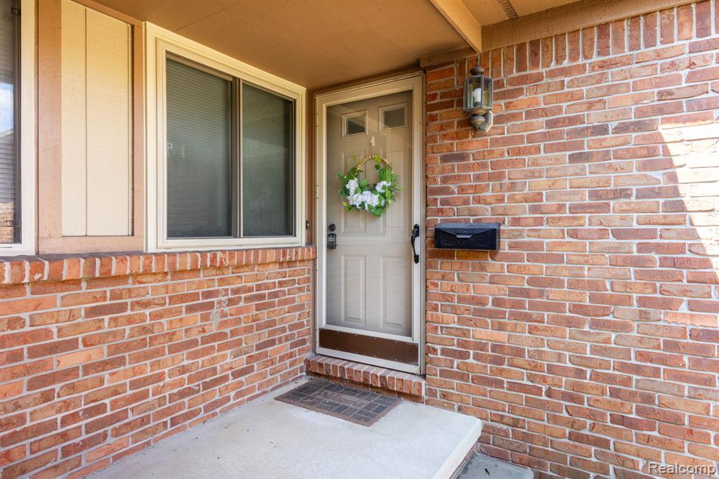 46910 Country Lane, 12, Macomb, MI 48044 — Photo 5