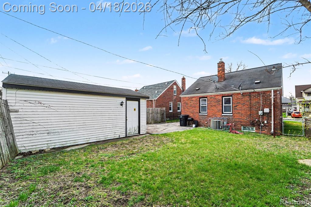 20022 Hanna Street, Highland Park, MI 48203 — Photo 18
