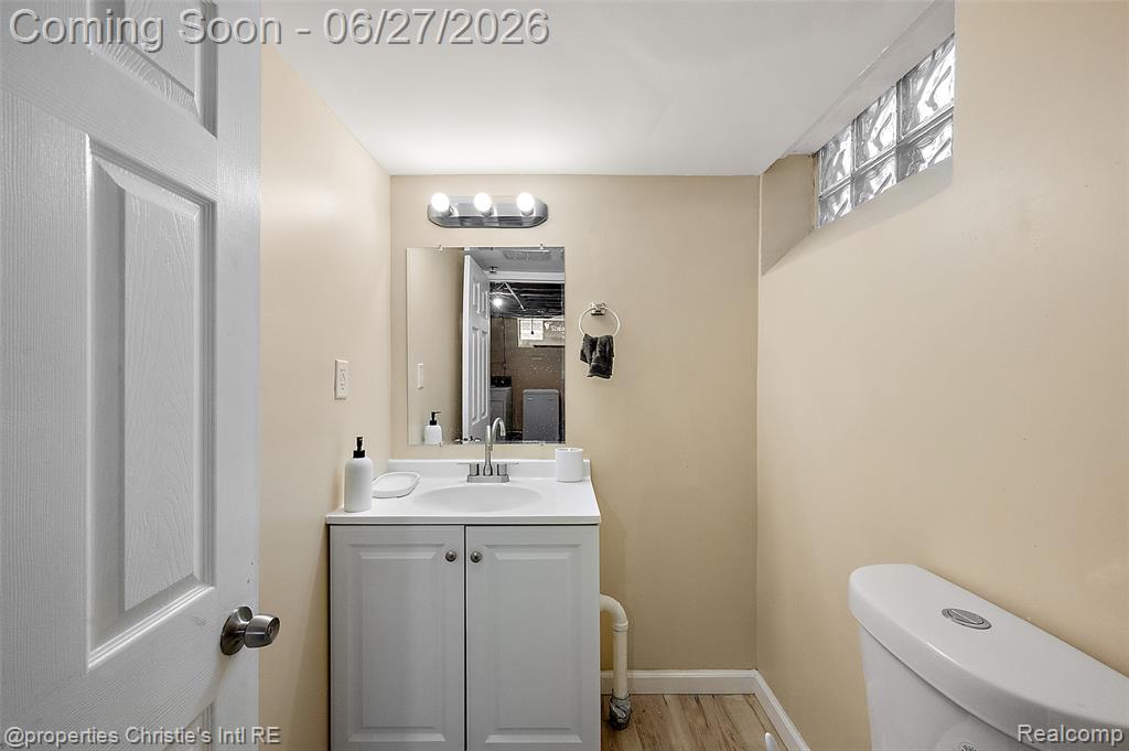 15654 Juliana Avenue, Eastpointe, MI 48021 — Photo 32