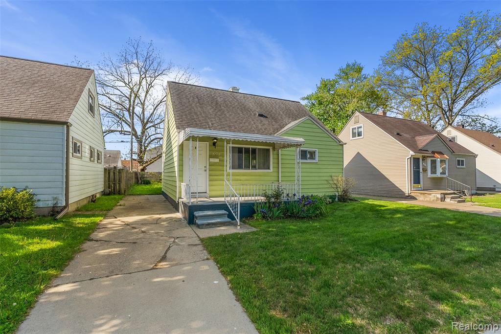 898 E Barrett Avenue, Madison Heights, MI 48071 — Photo 3