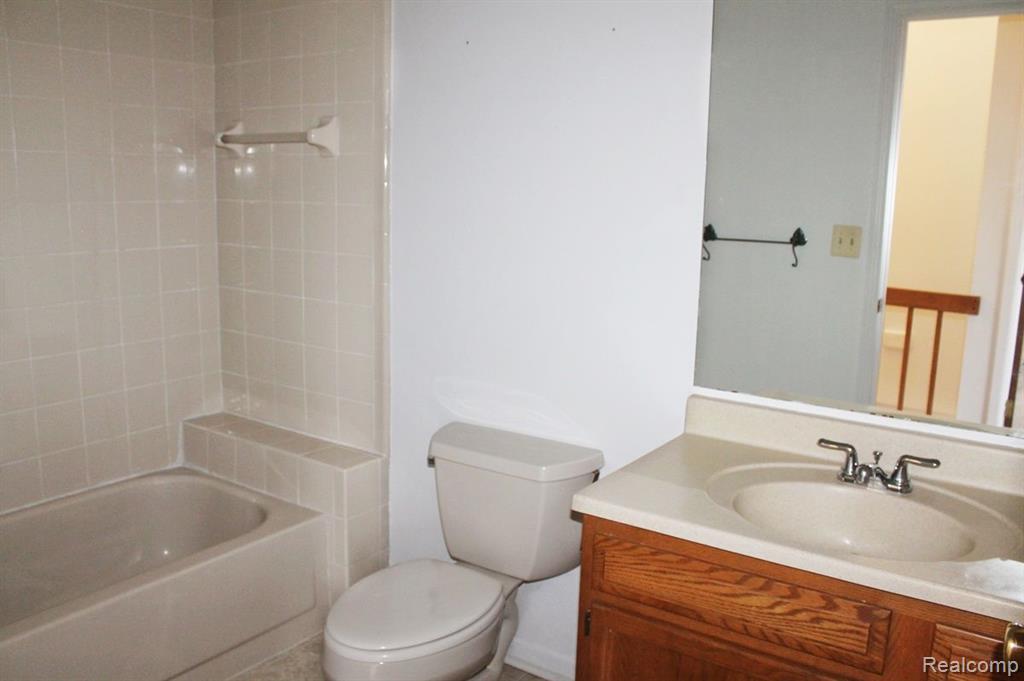 41361 NORTHWIND Drive, 205, Canton, MI 48188 — Photo 15