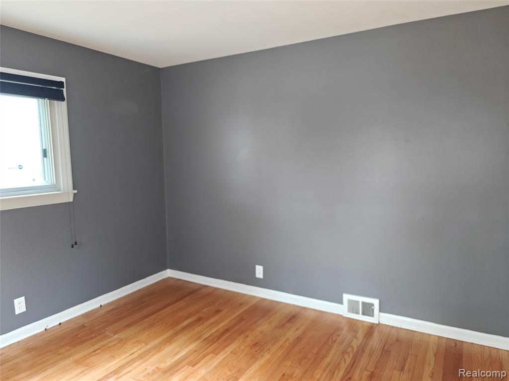 4615 Julius Boulevard, Westland, MI 48186 — Photo 13