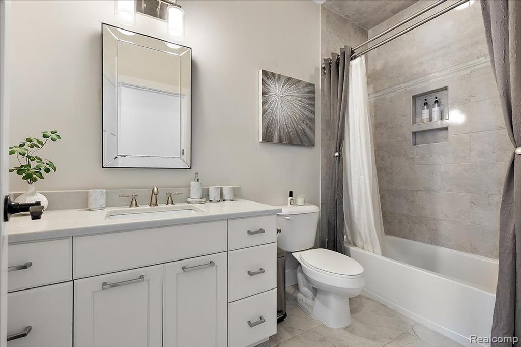 56844 Topaz Drive, Macomb, MI 48042 — Photo 26
