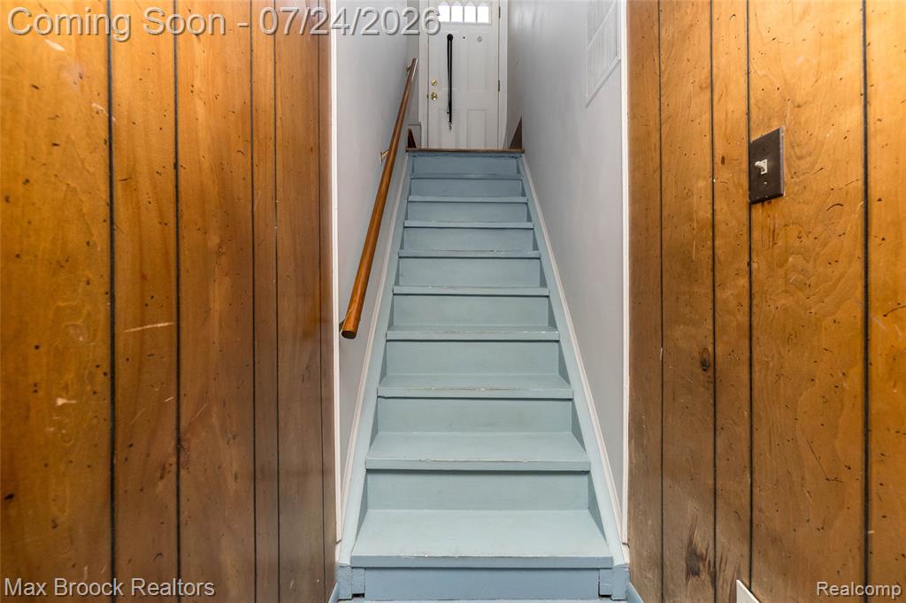 1090 Cambridge Road, Berkley, MI 48072 — Photo 29