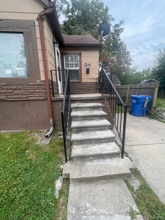 7544 PROSPECT Avenue, Warren, MI 48091 — front exterior