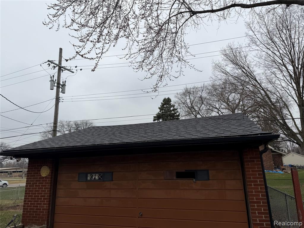 8225 Lochdale Street, Dearborn Heights, MI 48127 — Photo 6