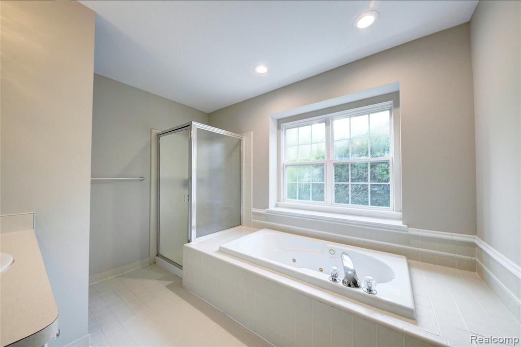 4269 Warrington Drive, Wixom, MI 48393 — Photo 19