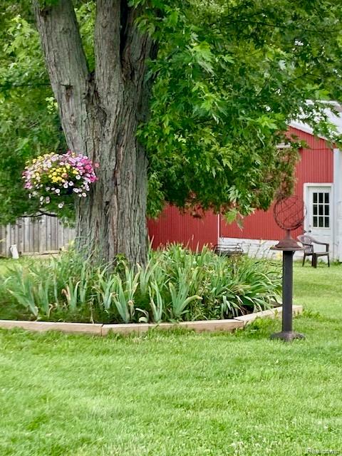 595 N Cedar Road, Fowlerville, MI 48836 — Photo 70
