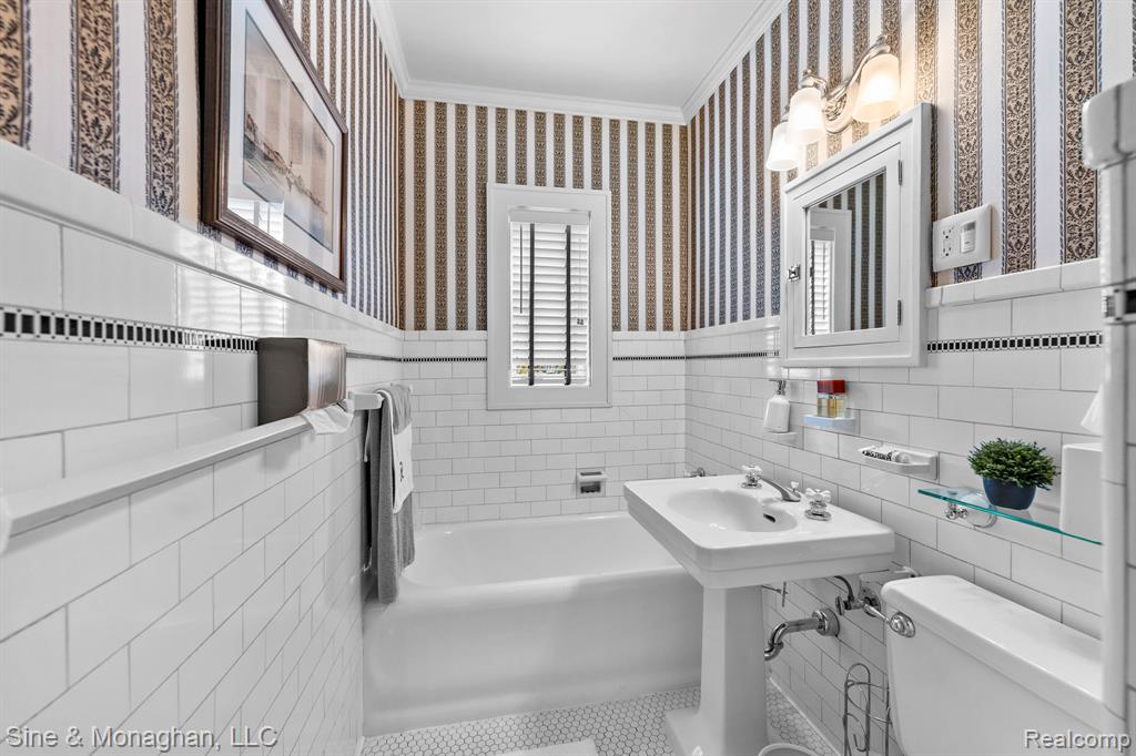 28549 Swan Island Drive, Grosse Ile, MI 48138 — Photo 27