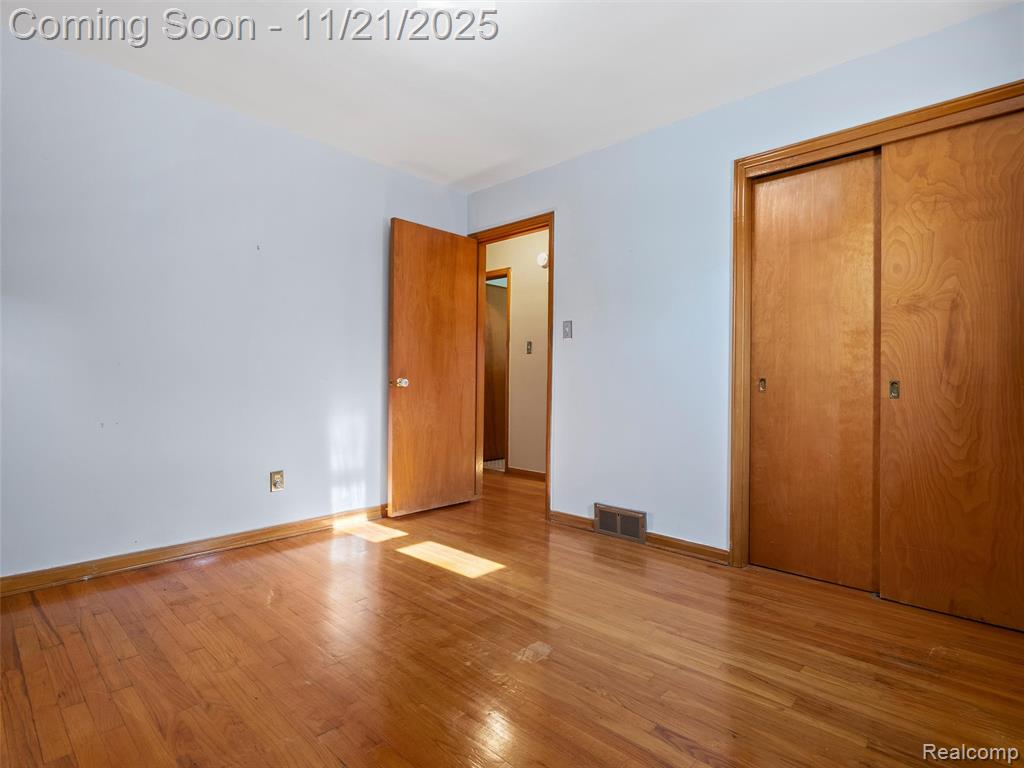 9831 Seltzer Street, Livonia, MI 48150 — Photo 13