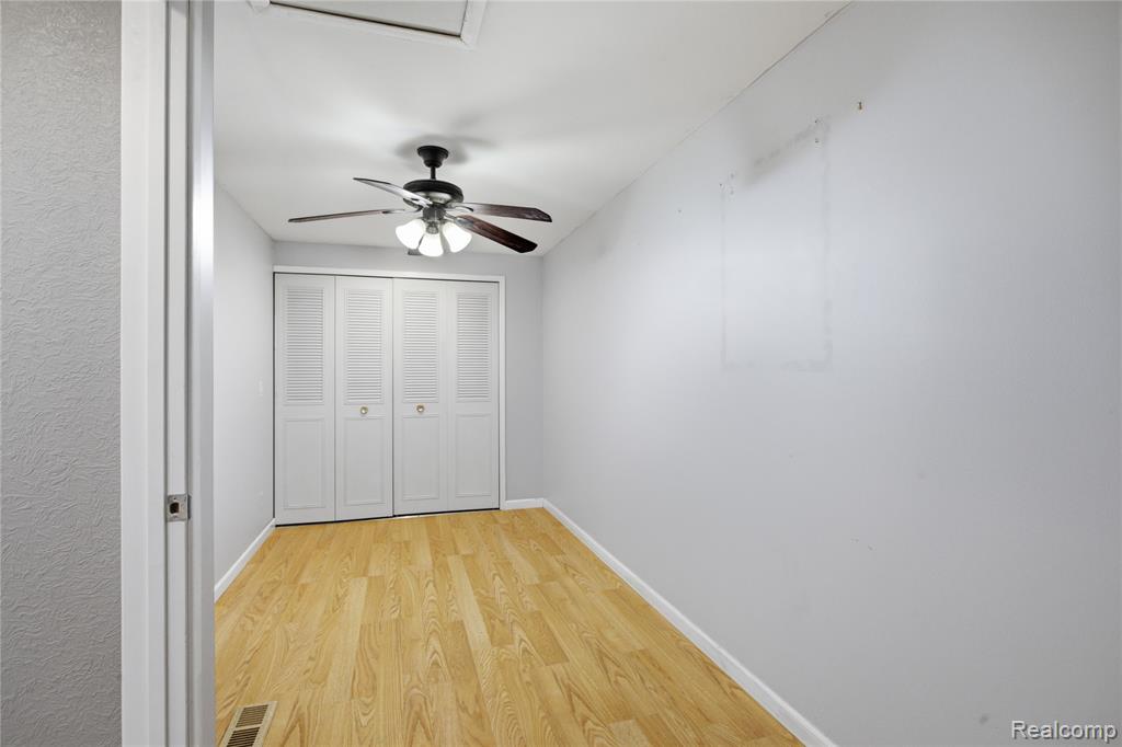 8685 Kennedy Circle, Warren, MI 48093 — Photo 17
