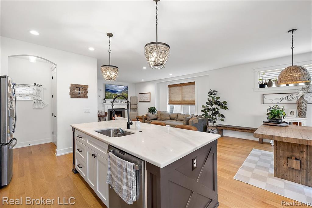 828 Princeton Road, Berkley, MI 48072 — Photo 15