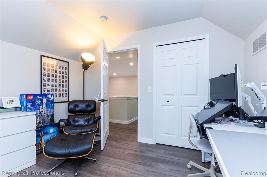 757 Sandalwood Drive, Troy, MI 48085 — Photo 26