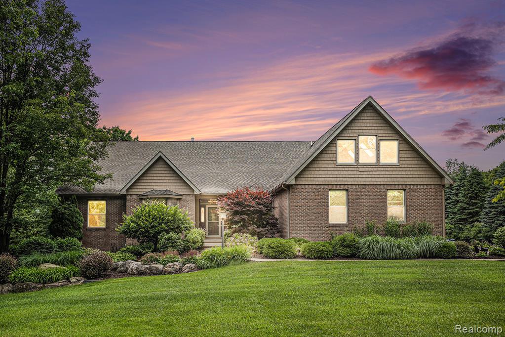 4301 Rolling Acres Drive, Hartland, MI 48353 — Photo 3