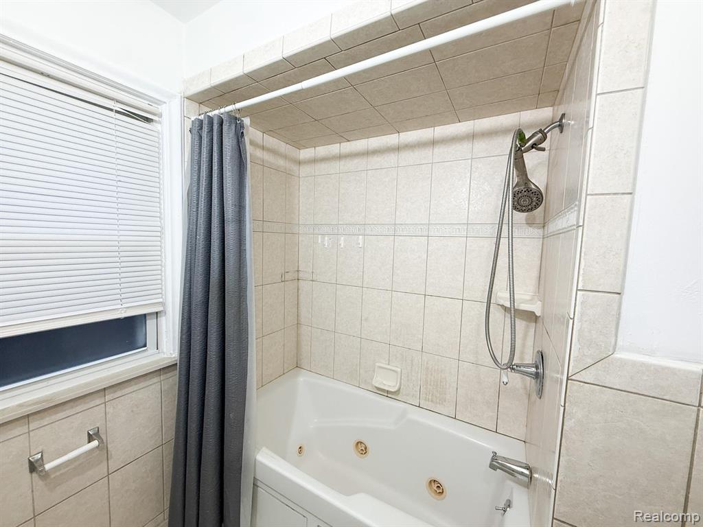26235 Stollman Drive, Inkster, MI 48141 — Photo 9