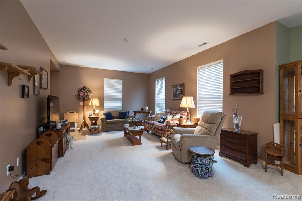 1890 Cedar Valley Drive, 38, Canton, MI 48188 — Photo 9