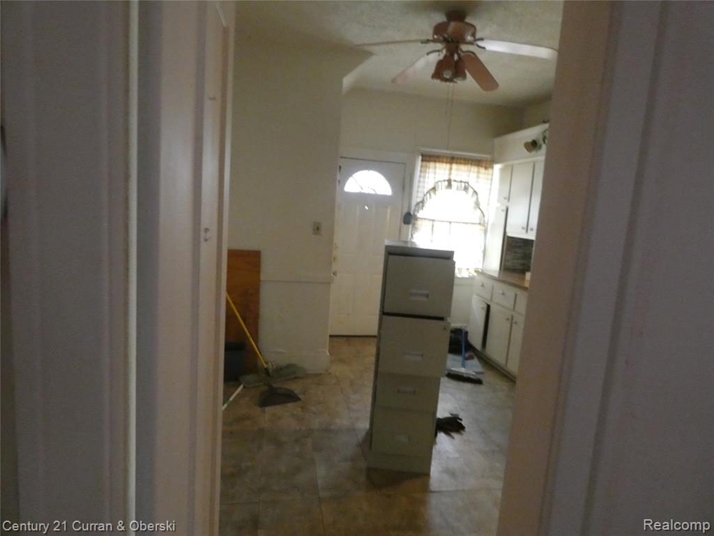 5016 Greenway Street, Detroit, MI 48204 — Photo 10