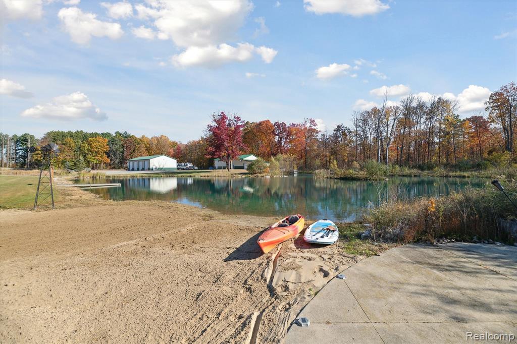 2160 E Jones Road, Howell, MI 48855 — Photo 26
