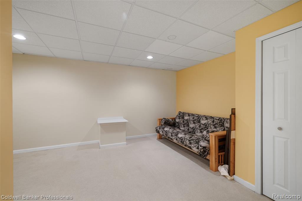 4881 Spring Meadow Drive, Clarkston, MI 48348 — Photo 38