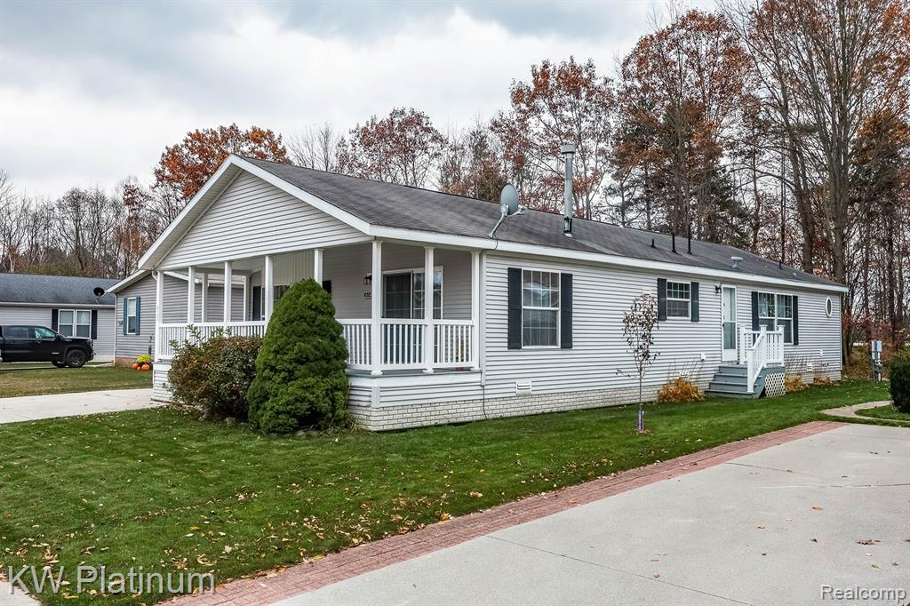 6140 S Branch Lane, Kimball, MI — Photo 23