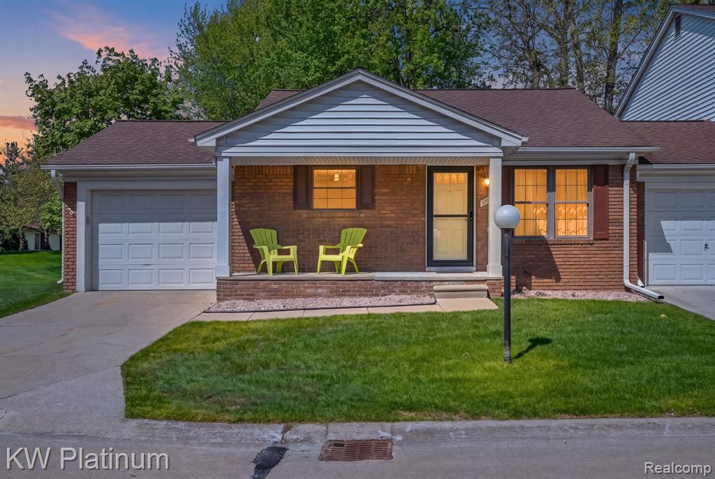 38215 Maple Forest Boulevard E, Harrison Township, MI — front exterior