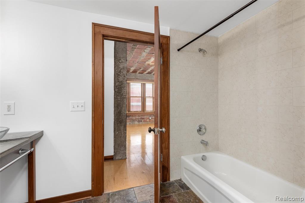 78 Watson Street, 16, Detroit, MI 48201 — Photo 15