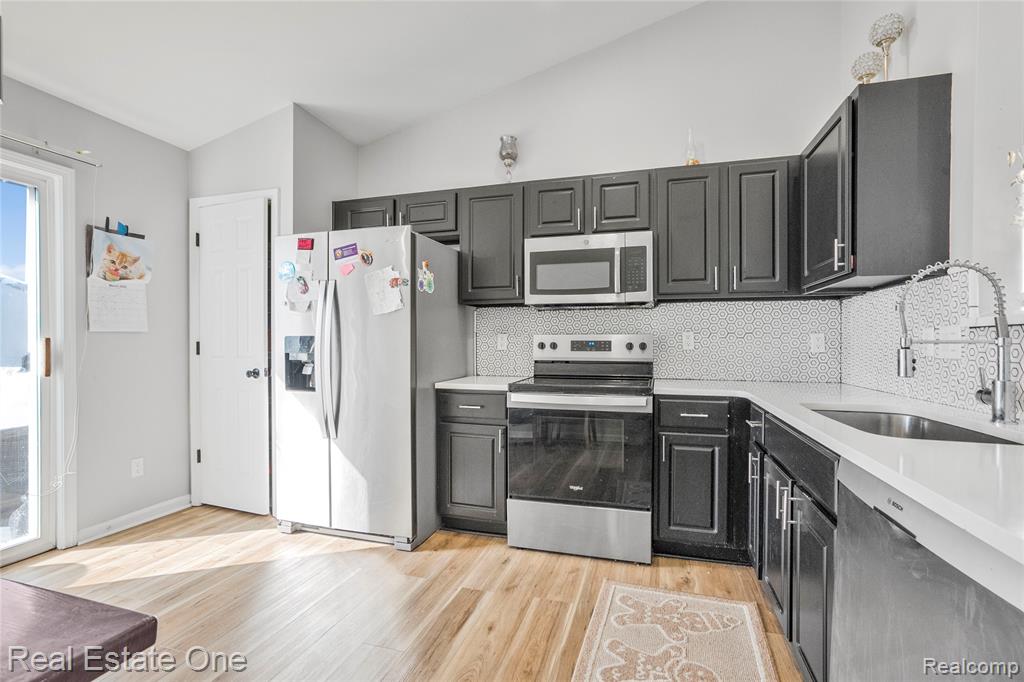 1575 Pebble Beach Drive, Pontiac, MI 48340 — Photo 11