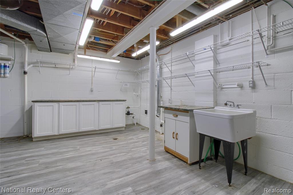 341 Corrie Road, Ann Arbor, MI 48105 — Photo 42