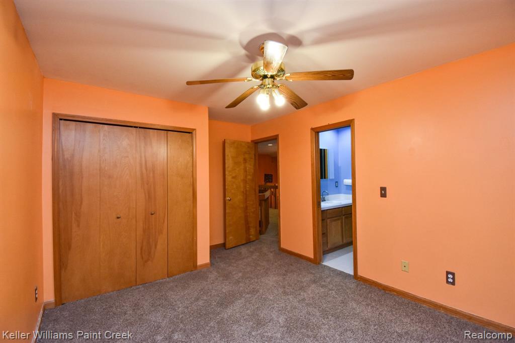 713 KNIBBE Road, Lake Orion, MI 48362 — Photo 39