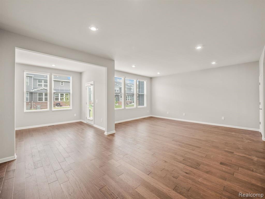 4837 GLENORA Drive, Lake Orion, MI — Photo 16