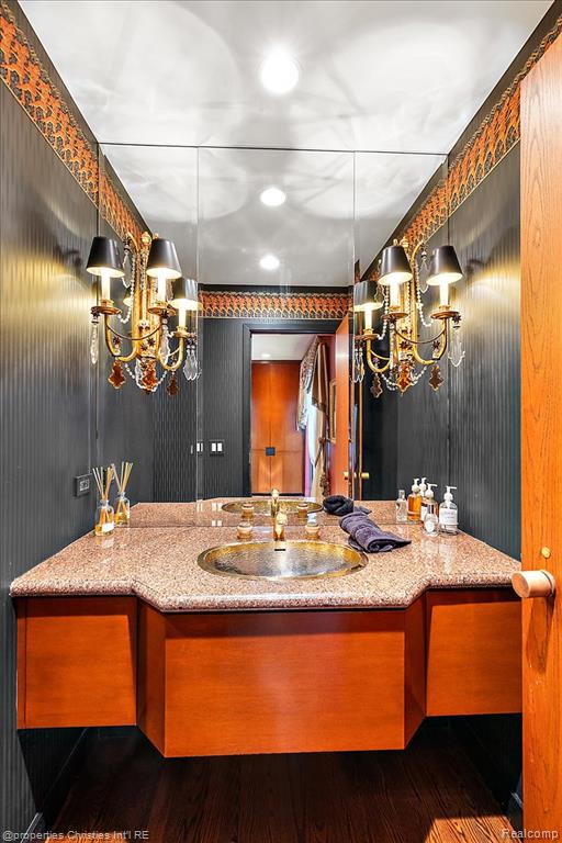 4647 Private Lake Drive, Bloomfield Hills, MI 48301 — Photo 37