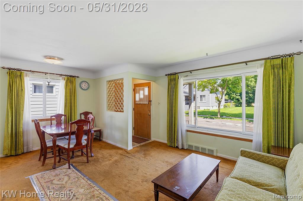 8801 Whitlock Avenue, Dearborn, MI 48126 — Photo 2