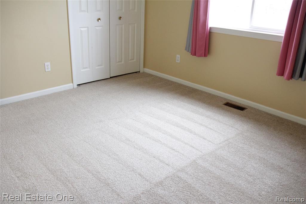 40690 Bluesprings Court, Canton, MI 48188 — Photo 38
