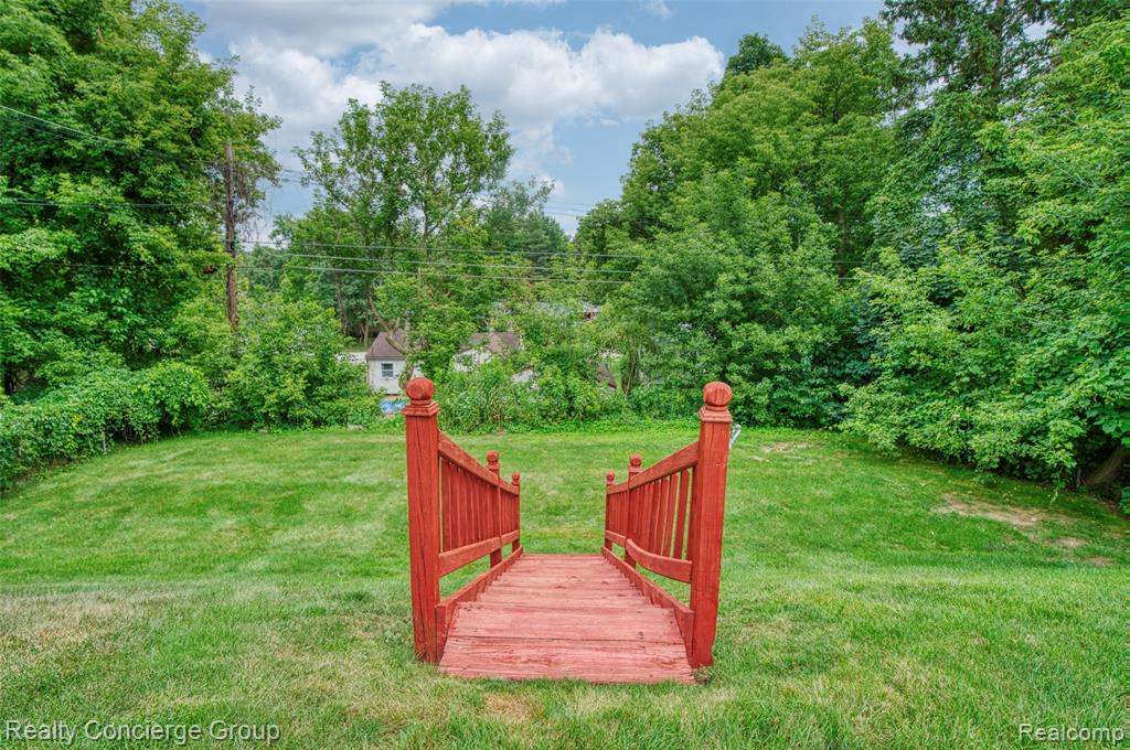 918 Squire Lane, Milford, MI 48381 — Photo 25
