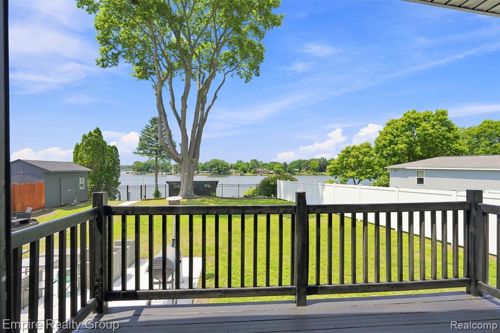 53 Potter Drive, Belleville, MI 48111 — Photo 23