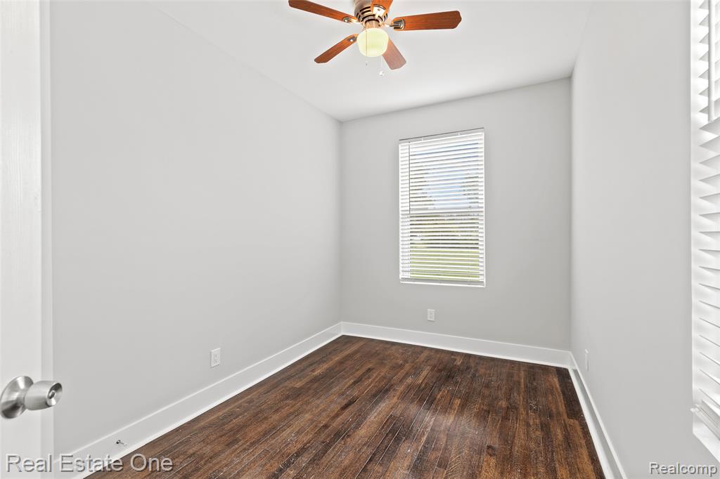 2282 Belvidere Street, Detroit, MI 48214 — Photo 10