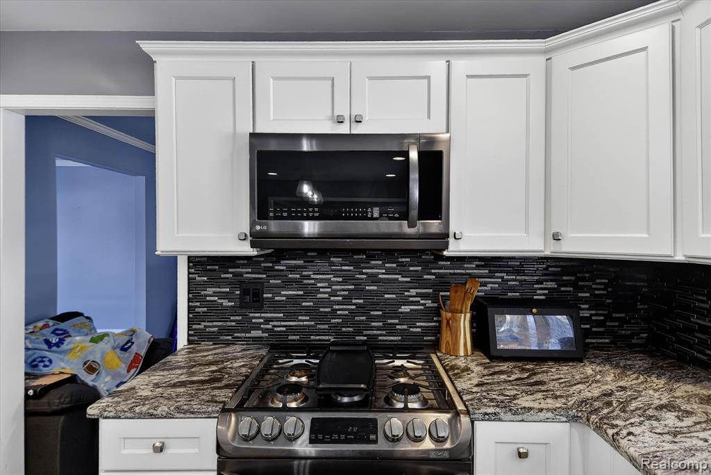 5177 Elizabeth Lane, Almont, MI 48003 — Photo 14