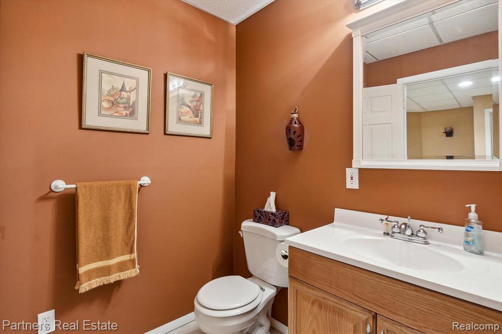 822 SADDLE CLUB Lane, Howell, MI 48843 — Photo 35