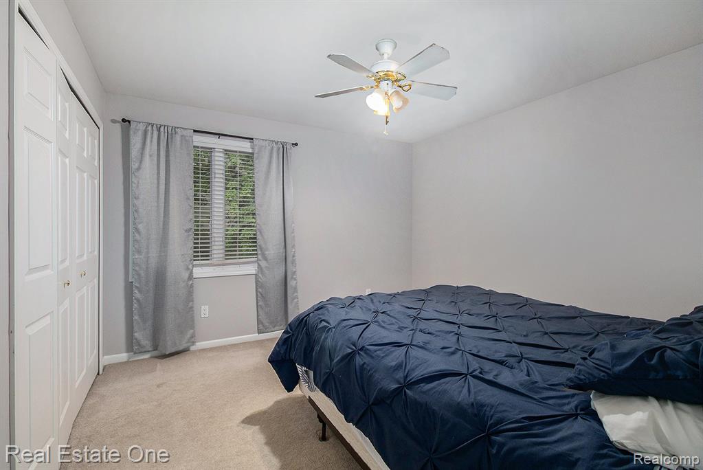9832 Kingston Ridge, Clarkston, MI 48348 — Photo 32