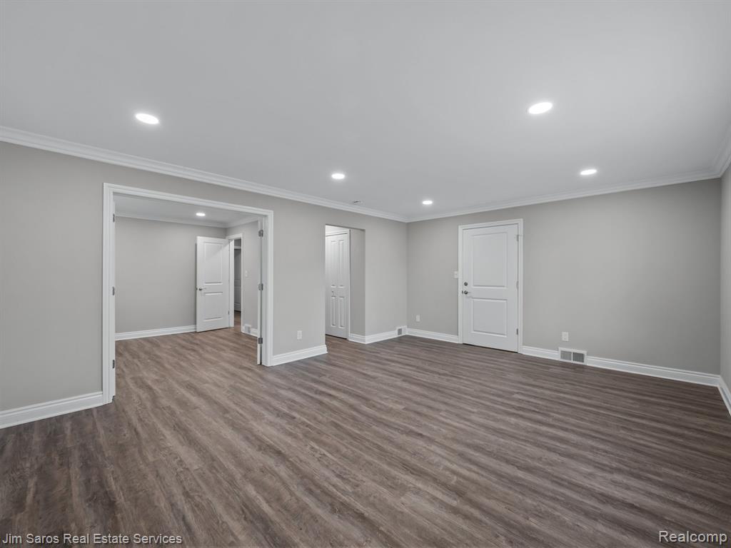 895 Harcourt Road, Grosse Pointe Park, MI 48230 — Photo 7