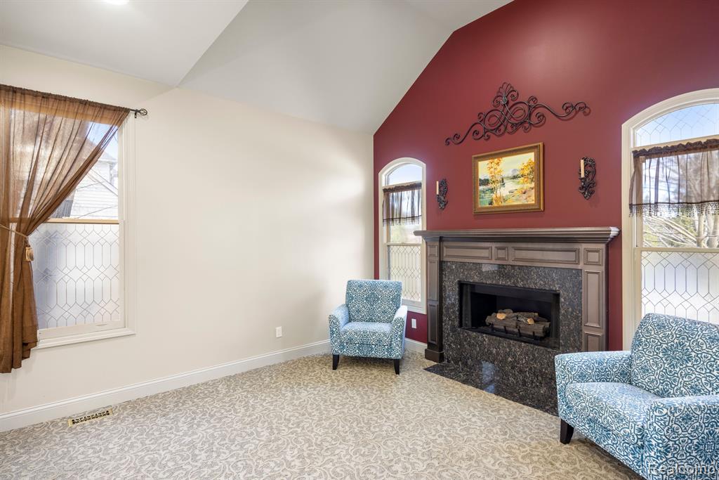 6307 WILDWOOD Lane, West Bloomfield, MI 48324 — Photo 8