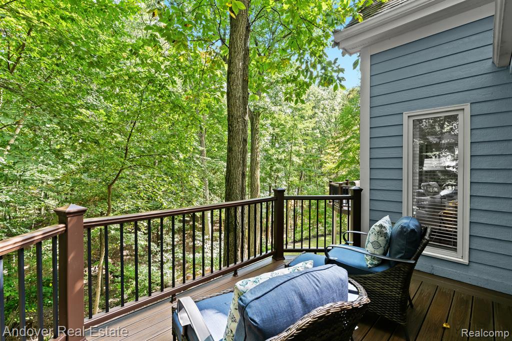 9128 Kelly Lake Drive, Clarkston, MI 48348 — Photo 14