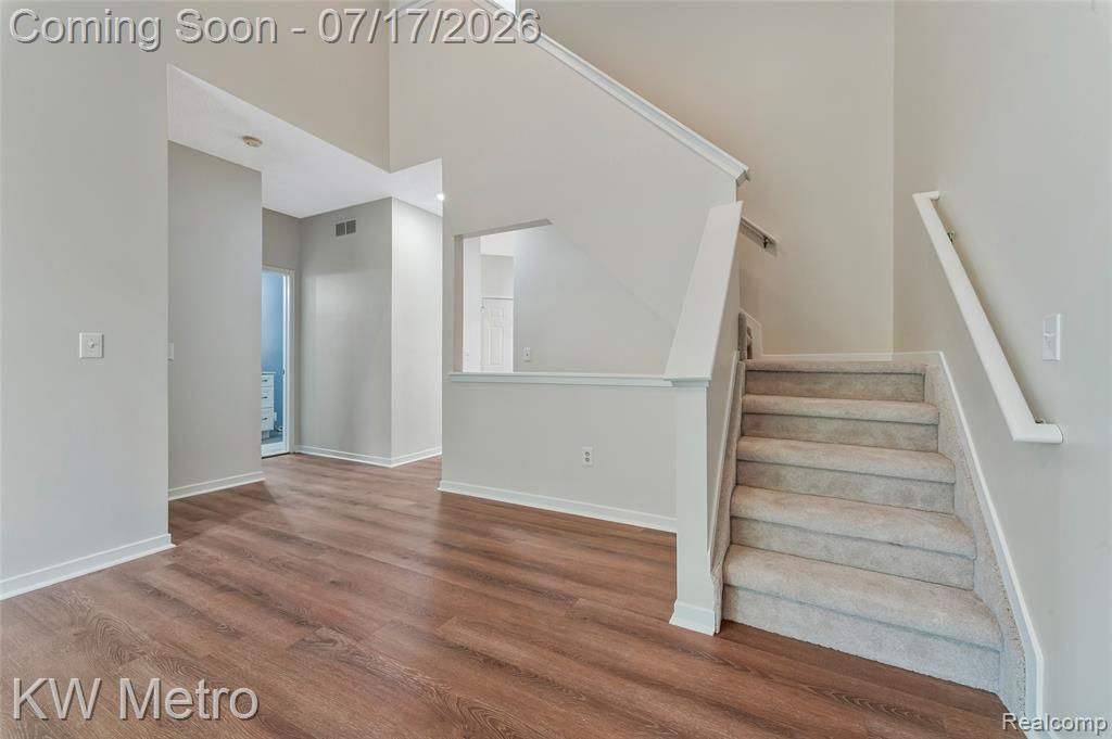 41874 Cantebury Drive, Novi, MI 48377 — Photo 8