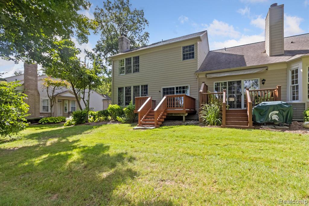 39568 Dun Rovin Drive, Northville, MI 48168 — Photo 38