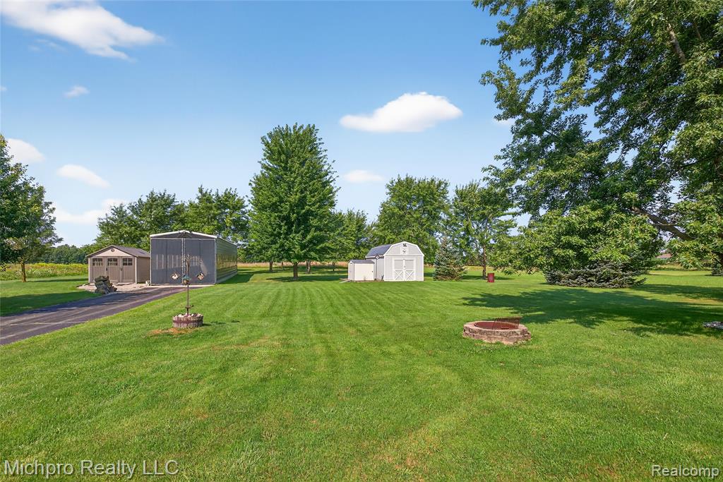4411 Breen Road, Emmett, MI 48022 — Photo 22