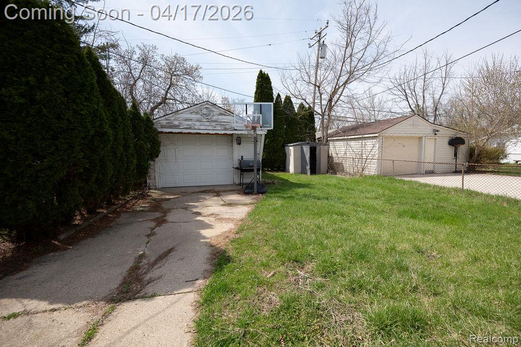 15389 Fenton, Redford, MI 48239 — Photo 17