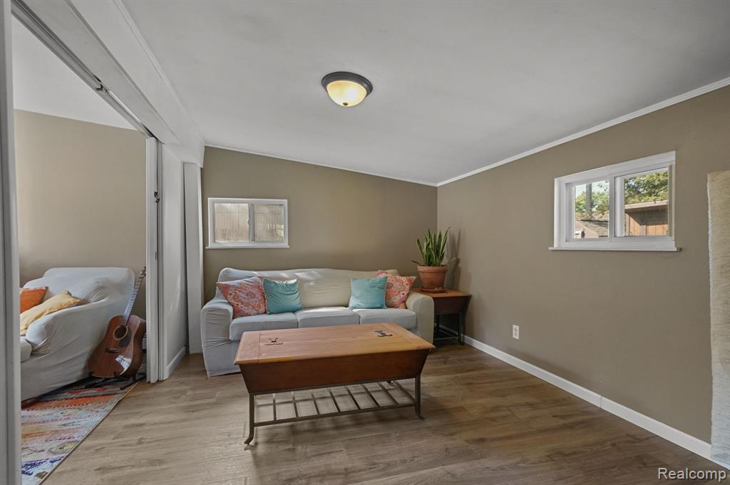 81 N EAGAN Drive, Lake Orion, MI 48362 — Photo 13