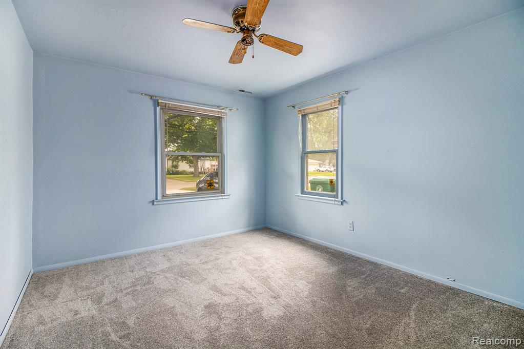 6042 Harrison Street, Garden City, MI — Photo 12